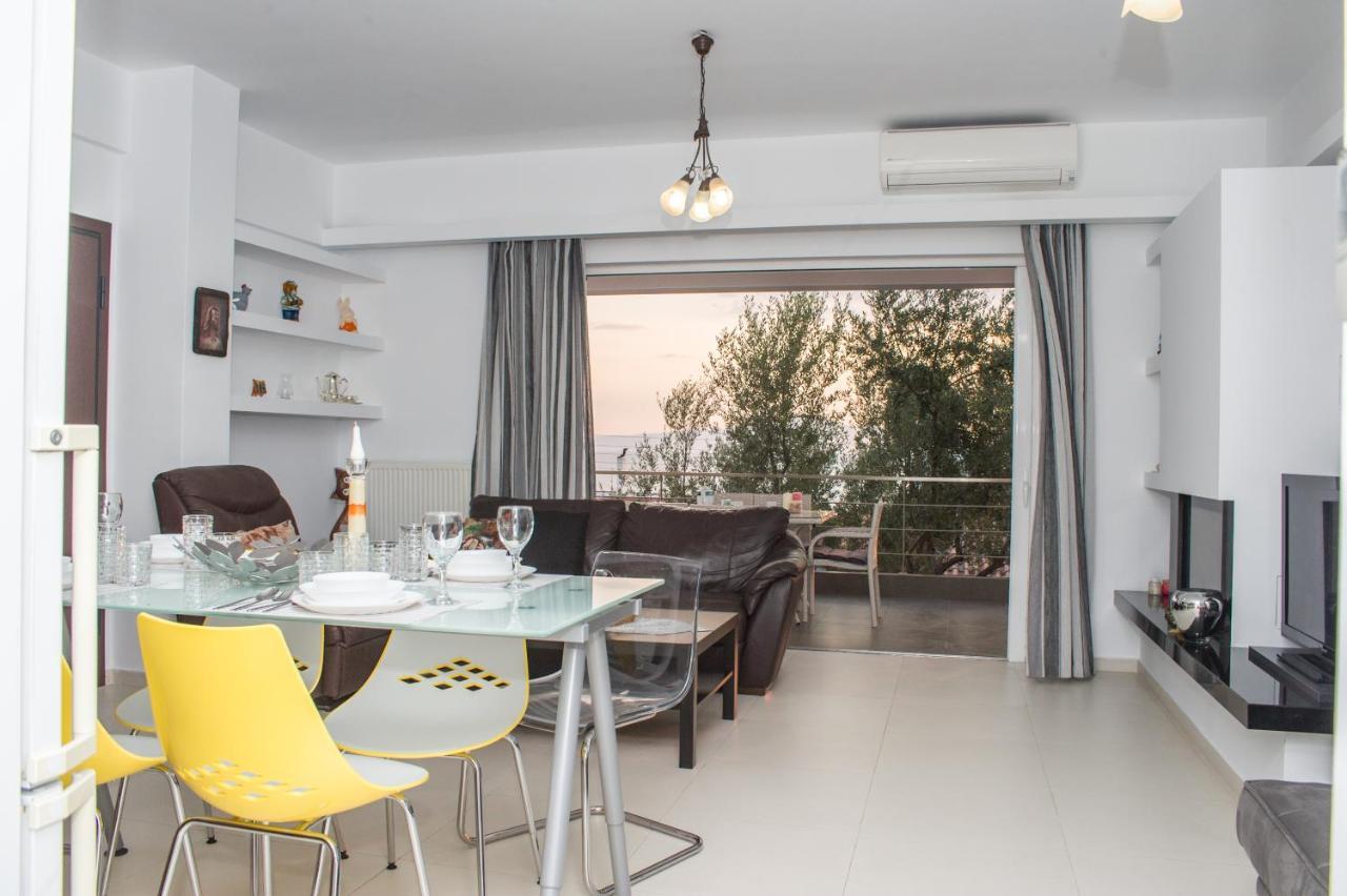 Nina'S Villa, Cosy Seaview Retreat 维尔加卡拉马塔 外观 照片