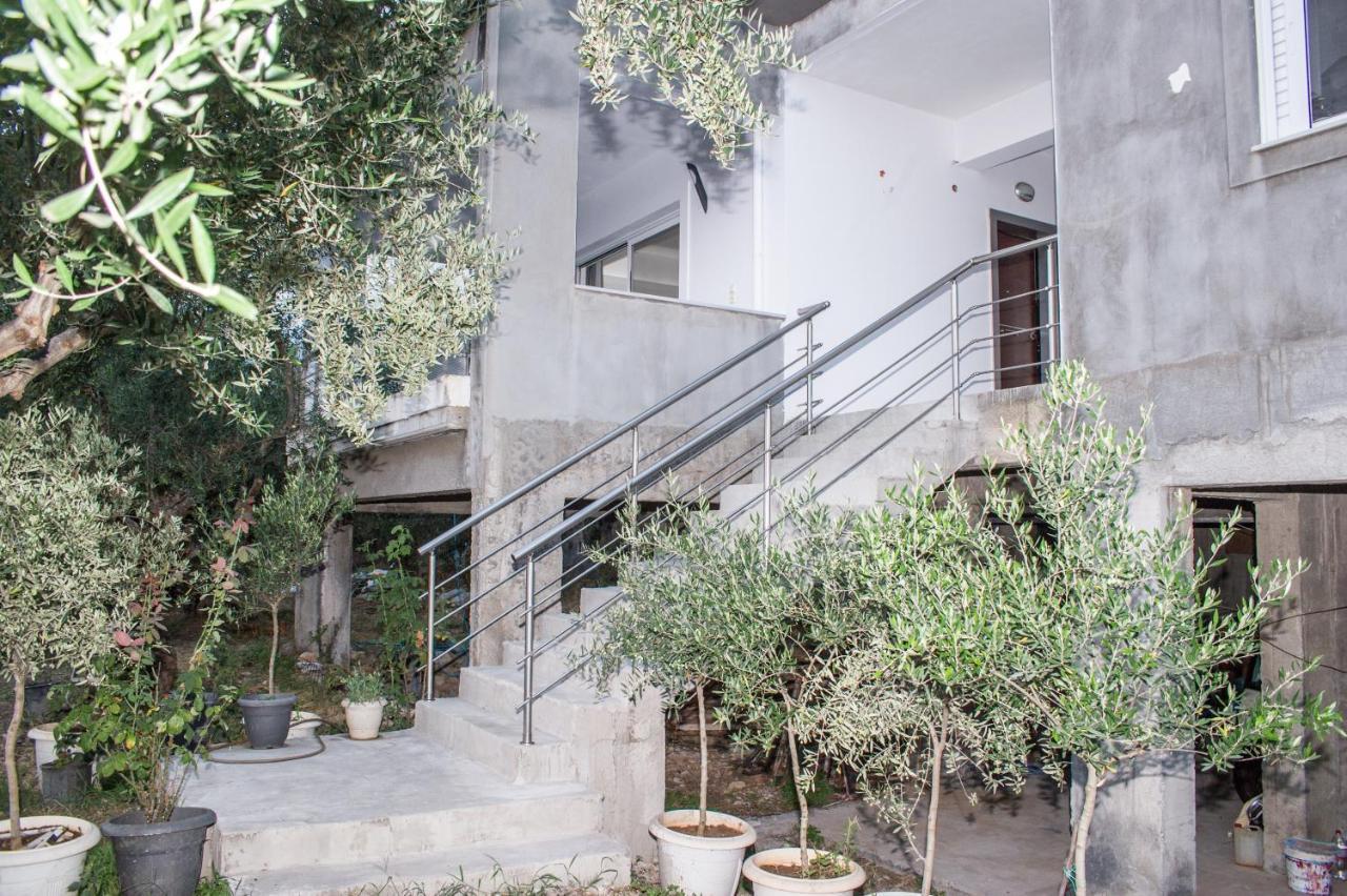 Nina'S Villa, Cosy Seaview Retreat 维尔加卡拉马塔 外观 照片