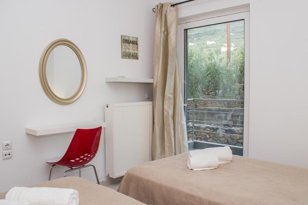 Nina'S Villa, Cosy Seaview Retreat 维尔加卡拉马塔 外观 照片