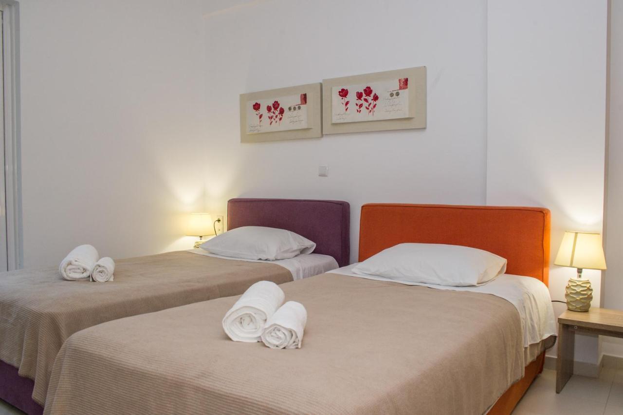Nina'S Villa, Cosy Seaview Retreat 维尔加卡拉马塔 外观 照片